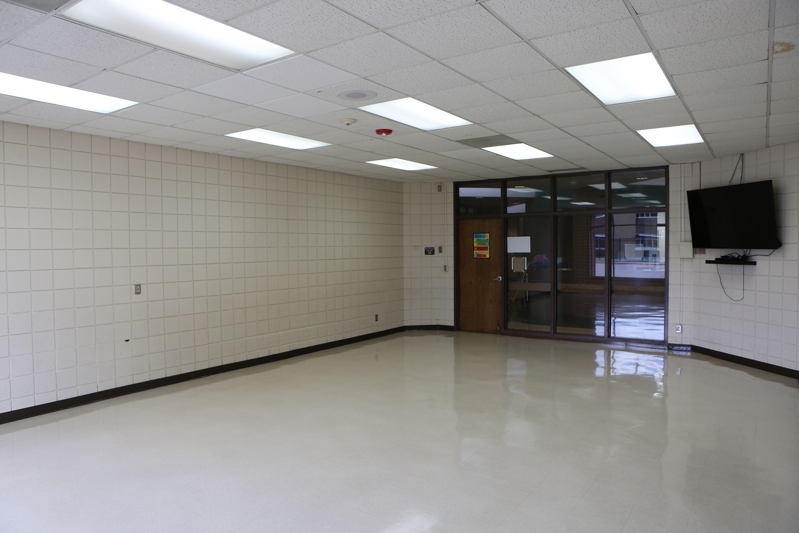 Room 103 (Rutherford) (1)