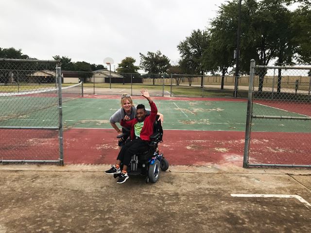 Jamonta and Ms Fredina (para- AAC unit)_edit