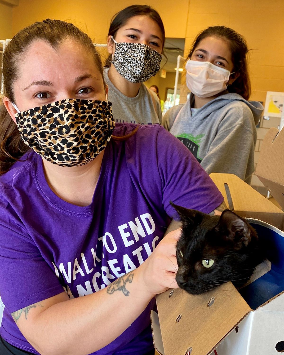 2020 Mesquite Clear the Shelters - family with cat