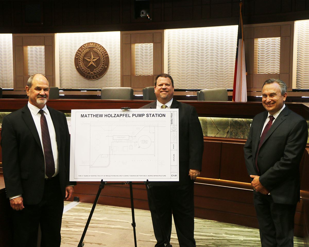 10-19-20 Mesquite TX Public Works Dir Matt Holzapfel - Mayor Bruce Archer - City Mgr Cliff Keheley -