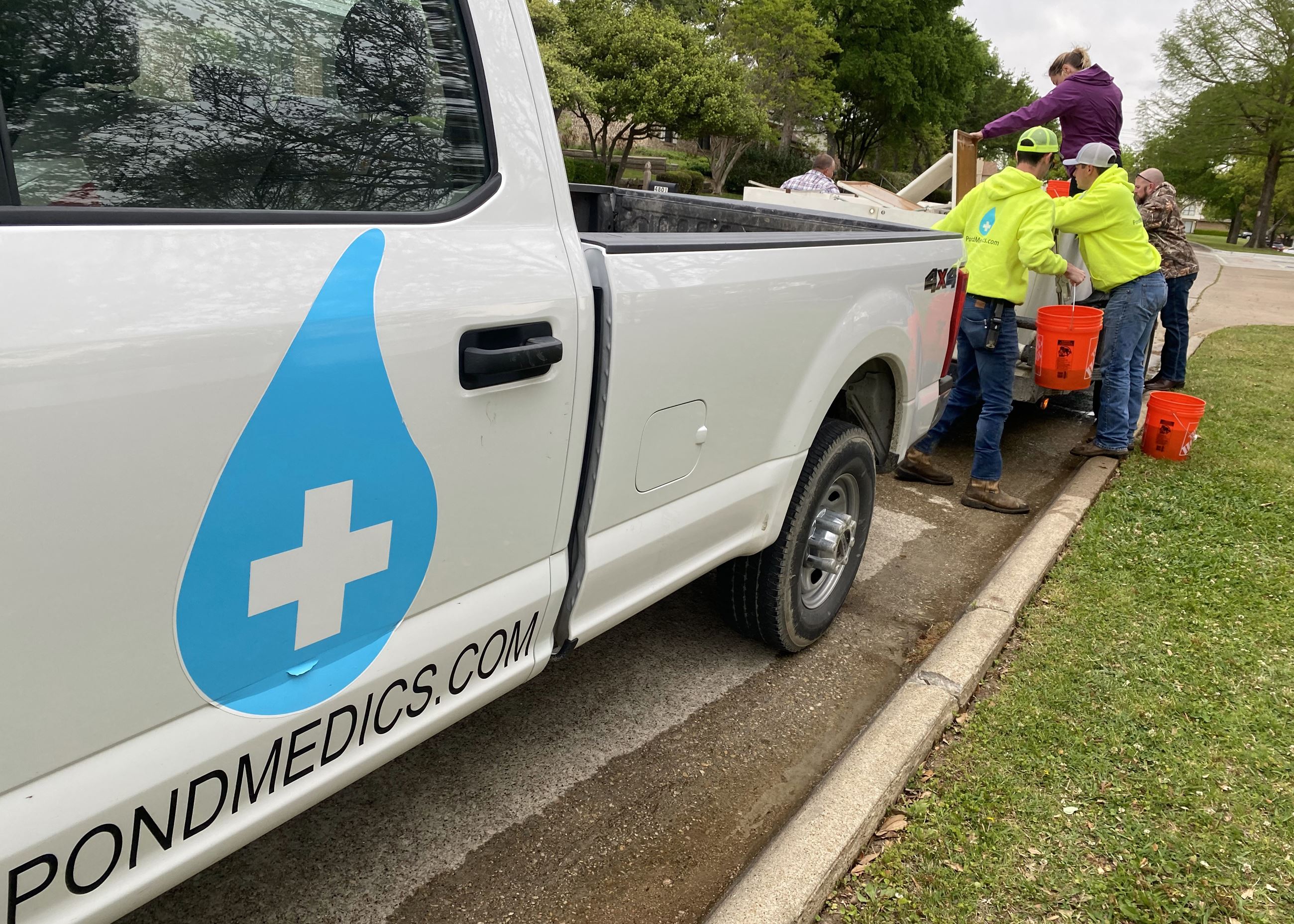 4-15-21 Palos Verdes fish restock - PondMedics - truck