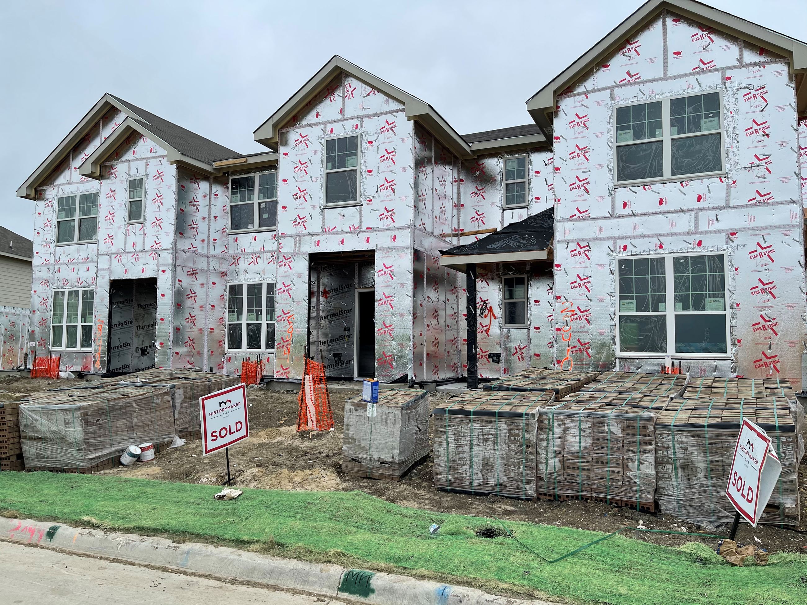 Cloverleaf Cross Development