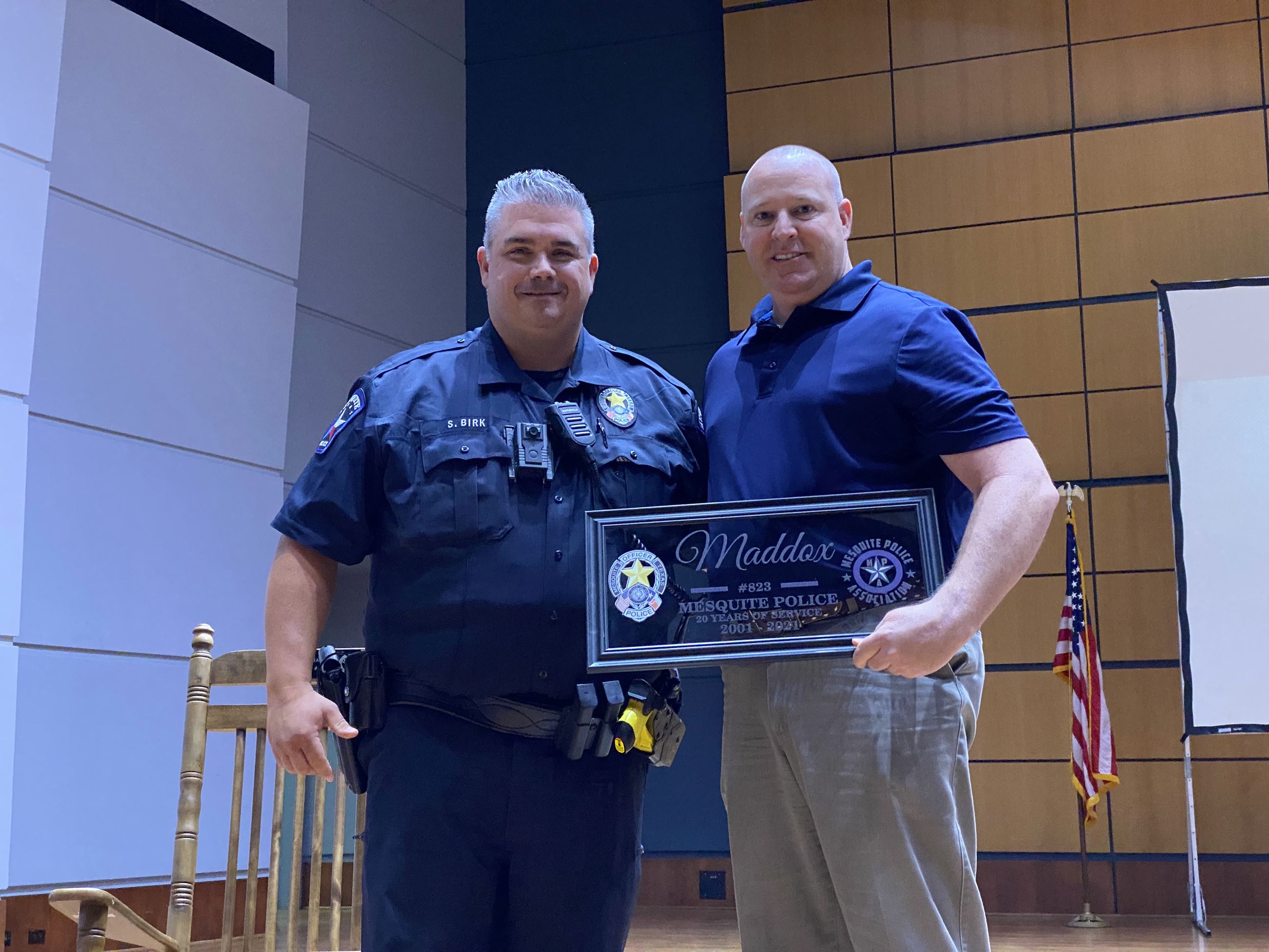 Mesquite Police Association presents Maddox gifts