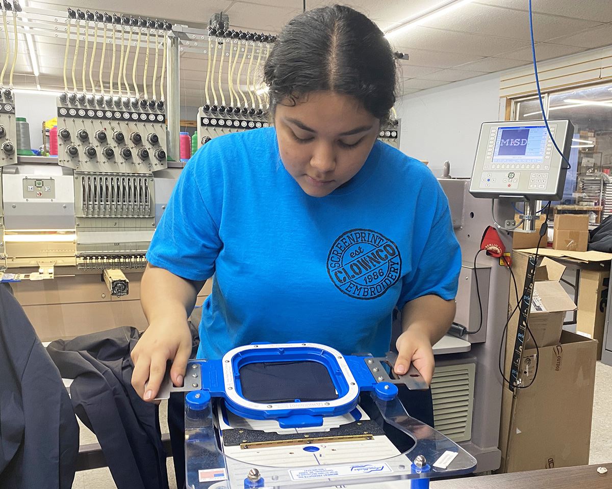 2021 City of Mesquite Summer Youth Internship Program - West Mesquite HS student Emily Macedo uses s