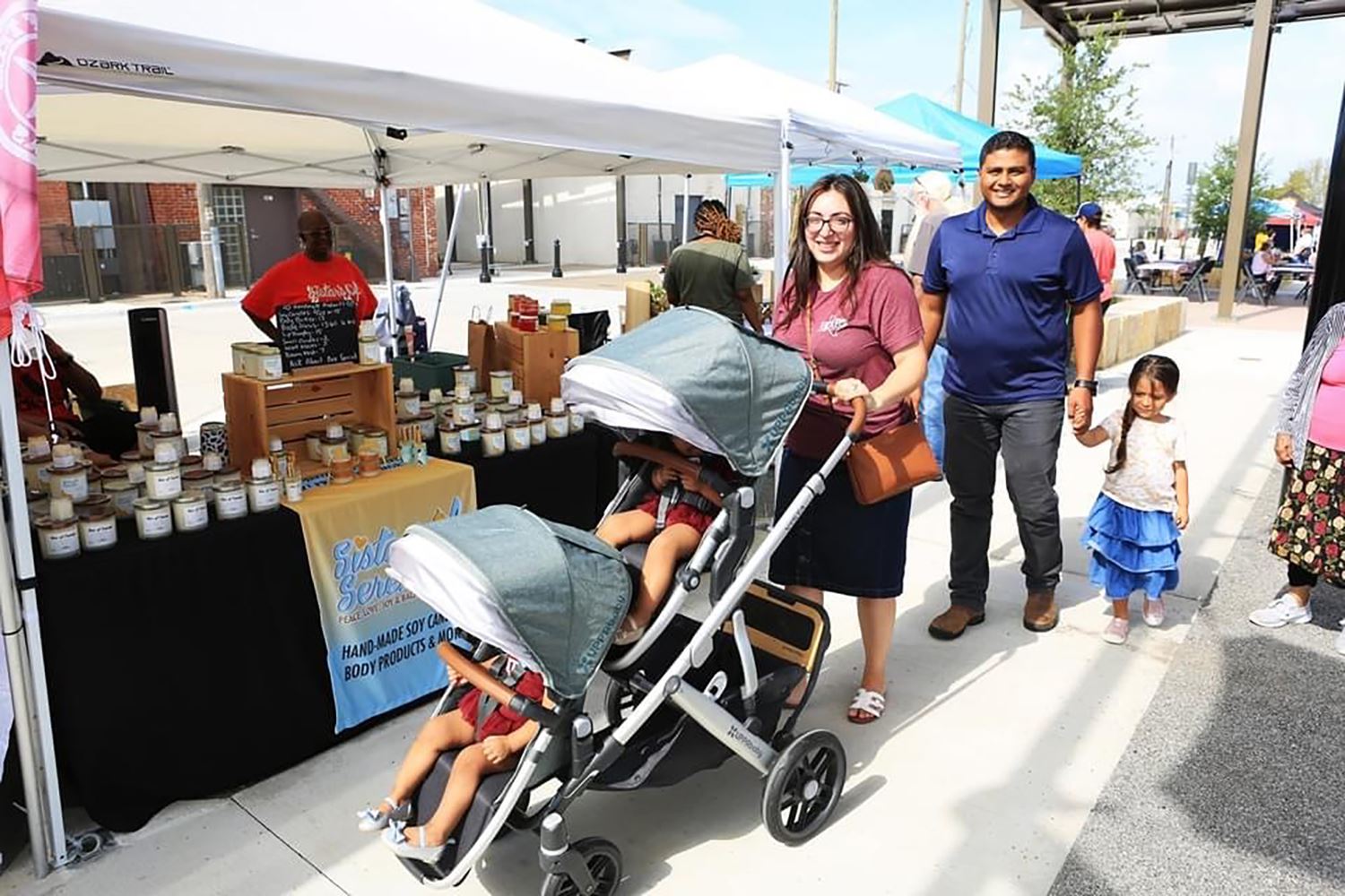 Small Business Saturday - Downtown Mesquite Farmers Market - shoppers - Mesquite TX