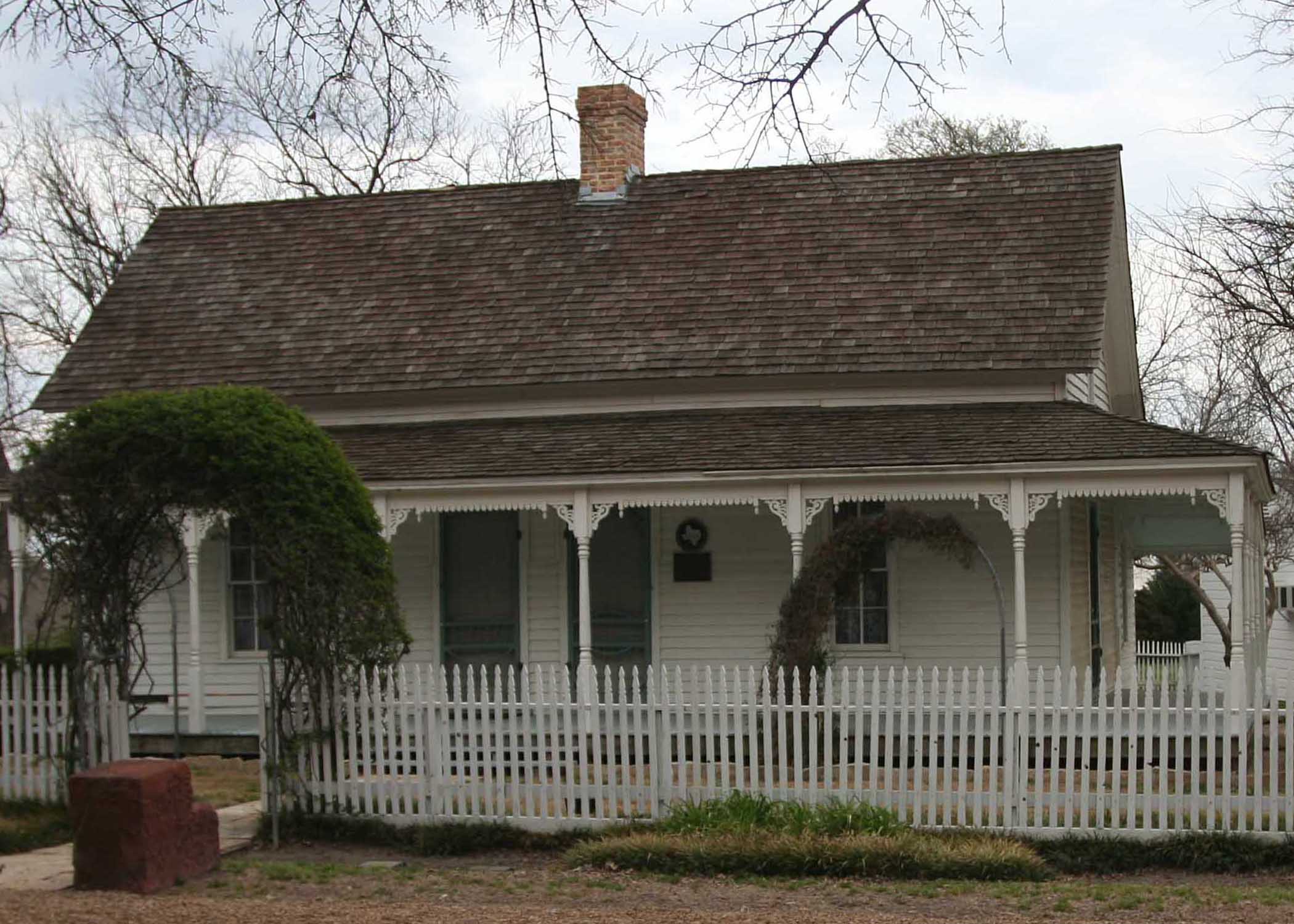 Historical Homes 003